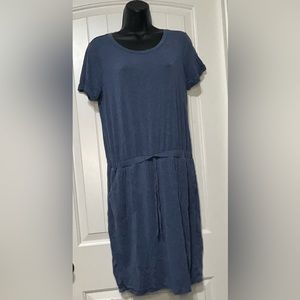#119 NWOT 32 Degrees Cool T-shirt dress With side pockets